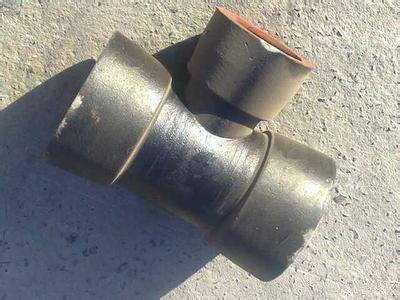 老房子兰州铸铁管下水漏水怎么处理